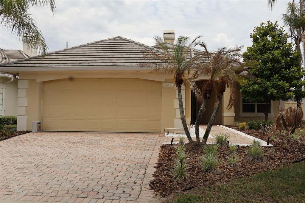 Photo of 10842 Woodchase Circle, Orlando, FL 32836 (MLS # S5154144)