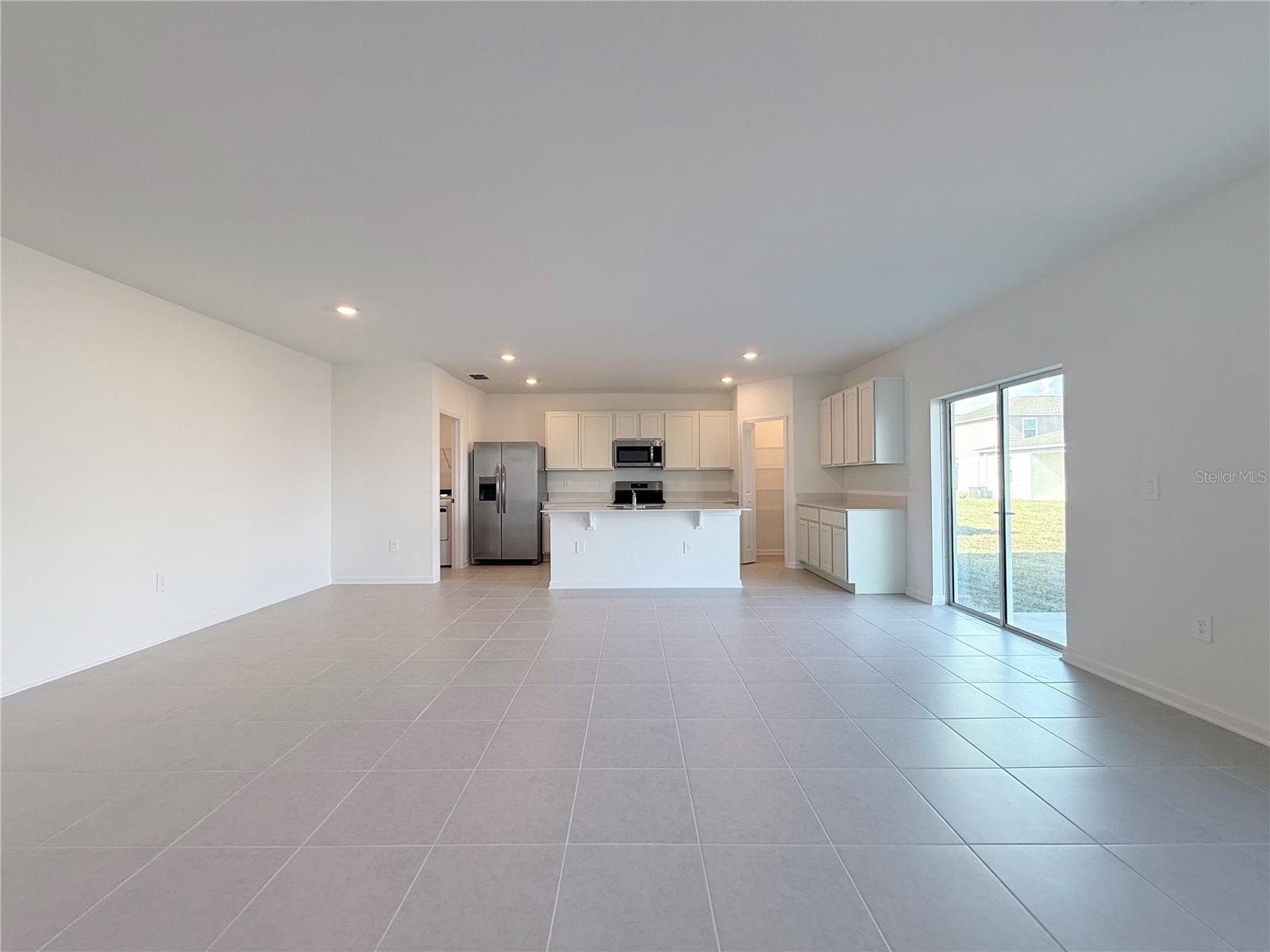 HAMILTON BLUFF SUB - Residential Lease