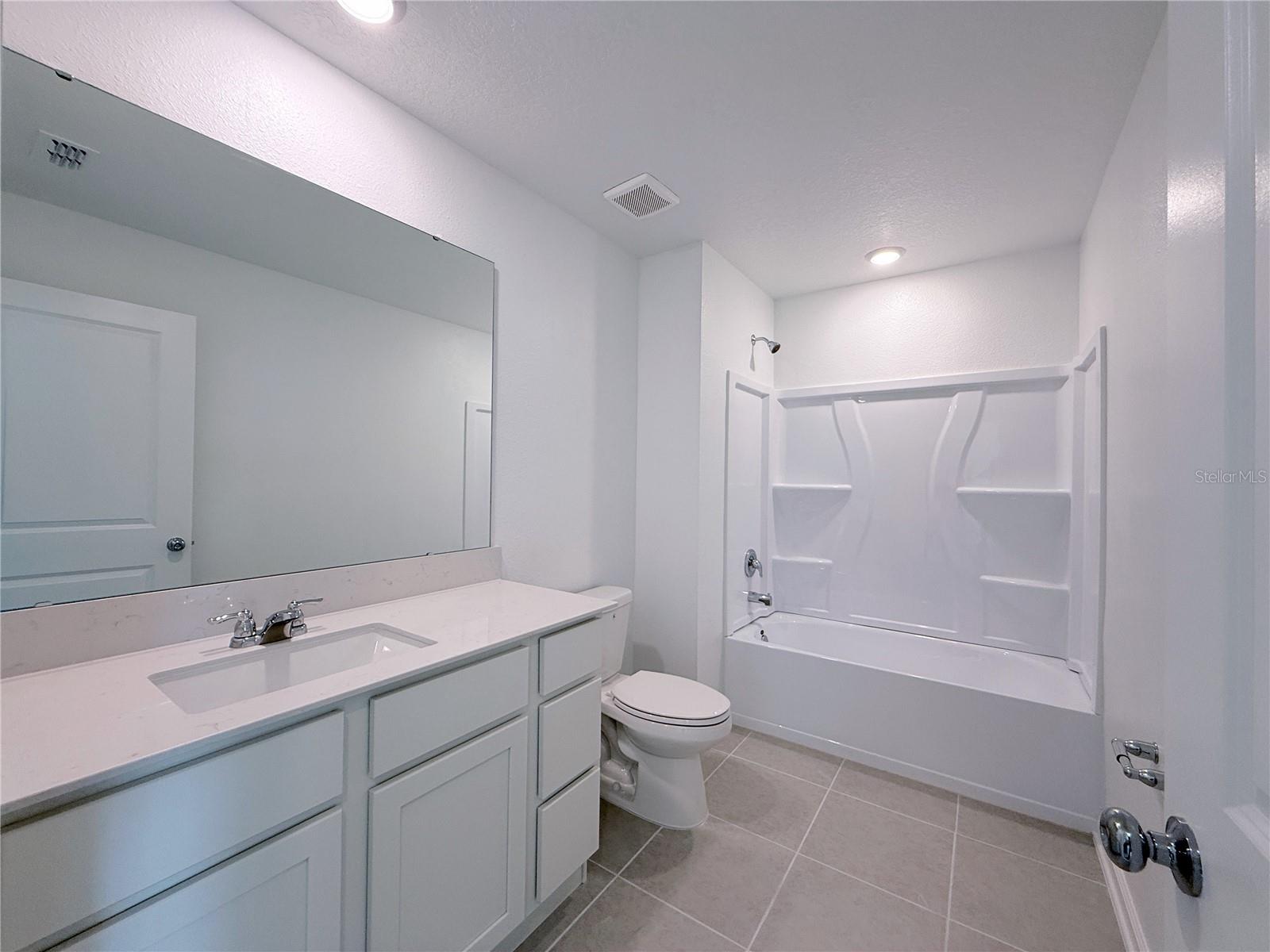 HAMILTON BLUFF SUB - Residential Lease