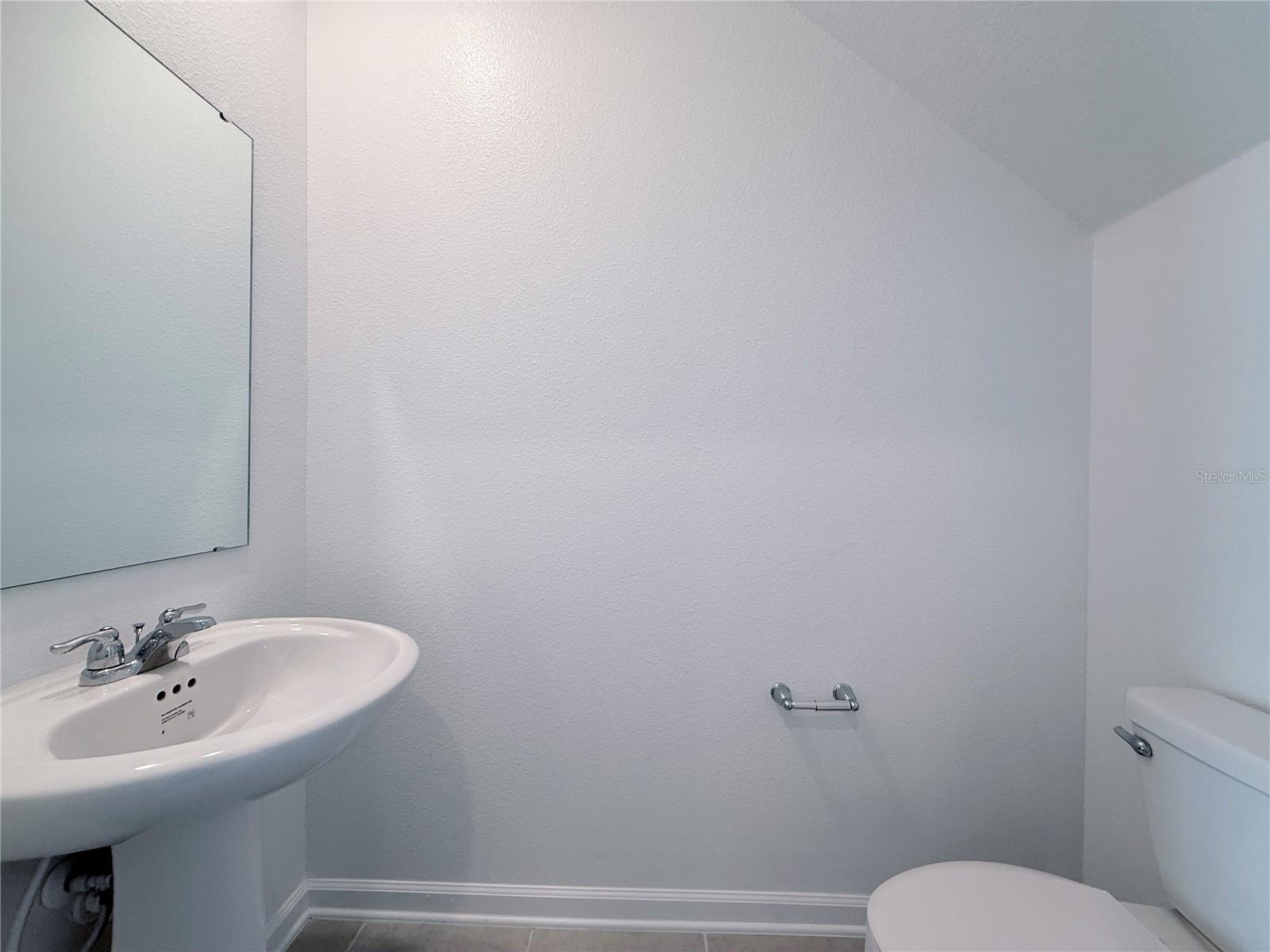 HAMILTON BLUFF SUB - Residential Lease