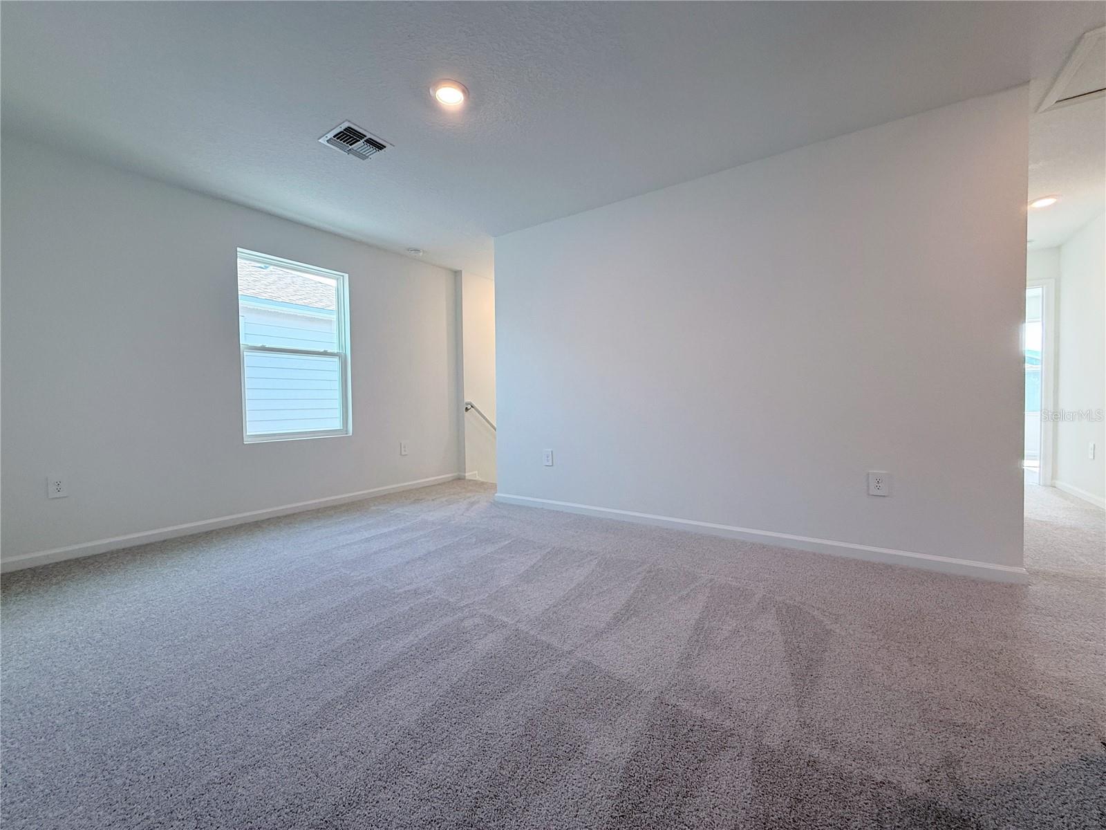 HAMILTON BLUFF SUB - Residential Lease