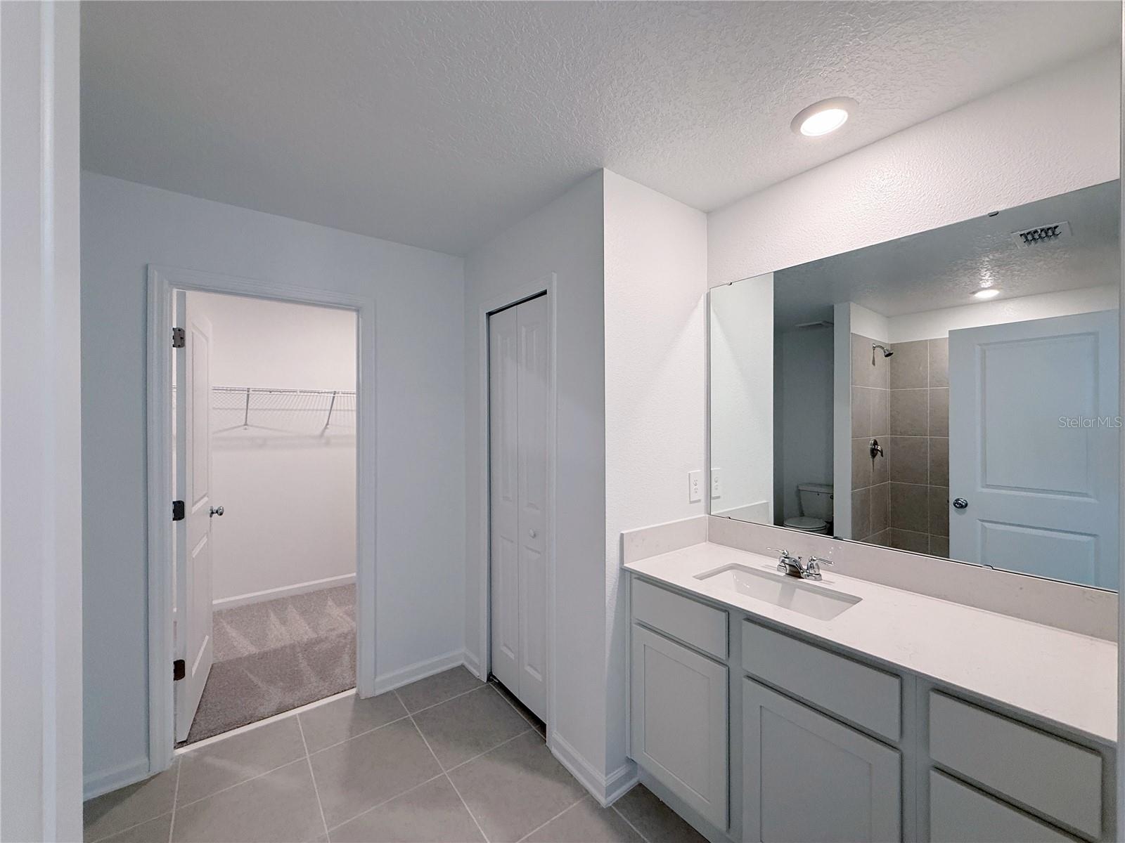 HAMILTON BLUFF SUB - Residential Lease