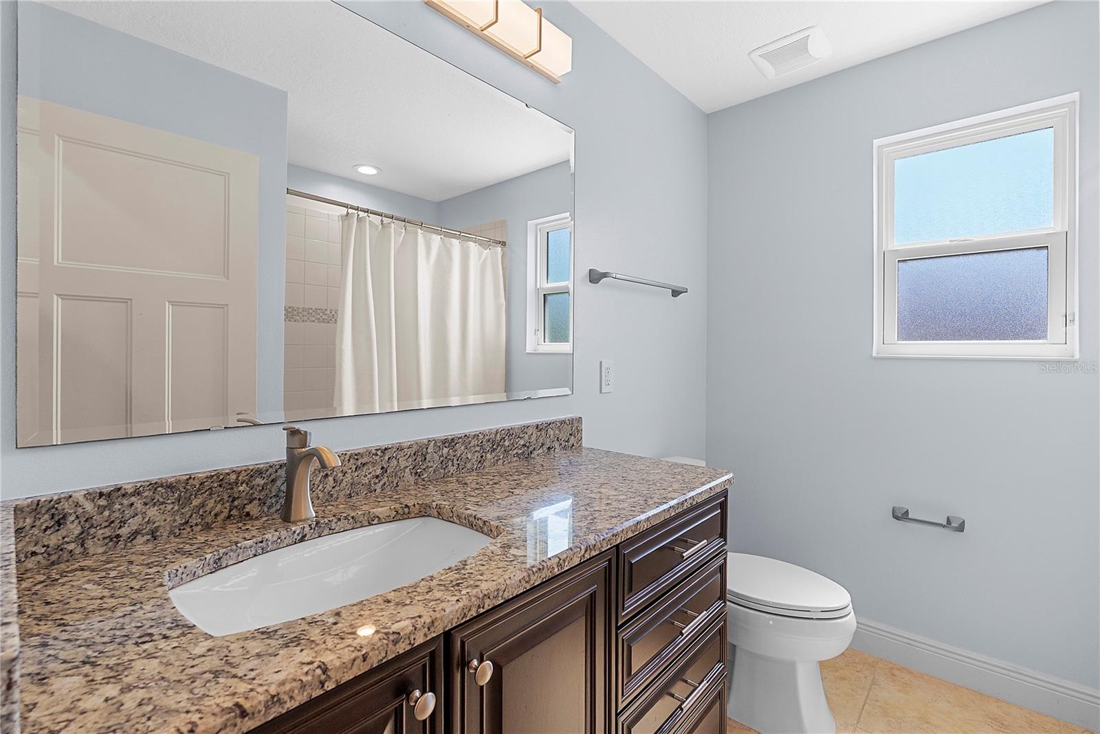 VINEYARDS/HORIZONS WEST PH 1B - Residential