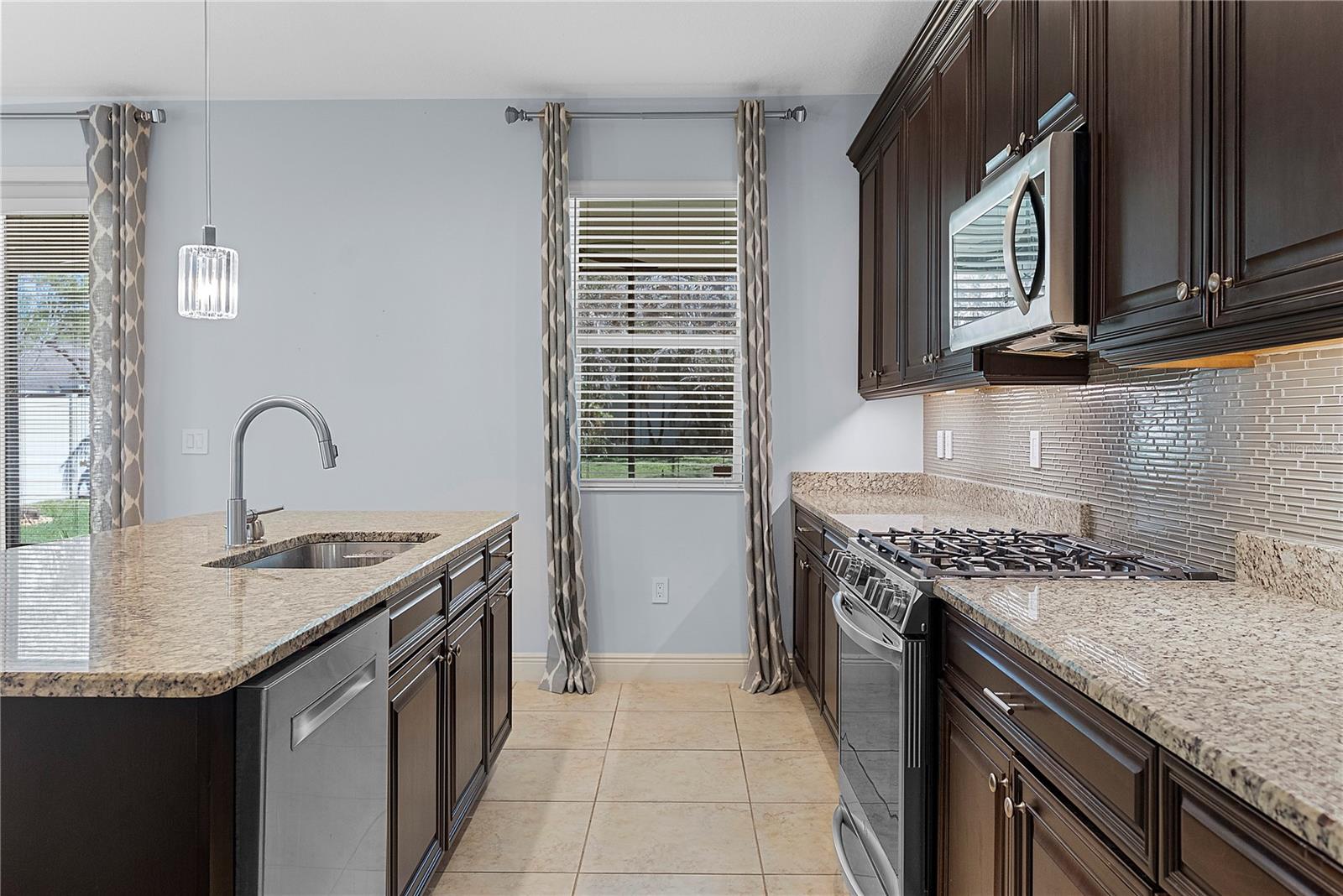 VINEYARDS/HORIZONS WEST PH 1B - Residential