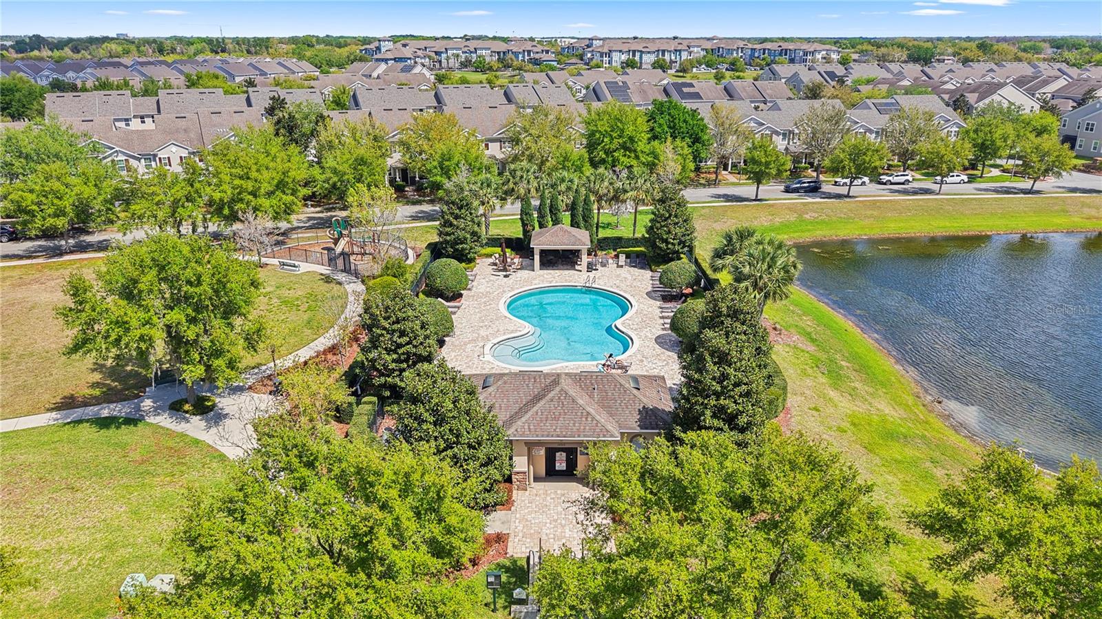 VINEYARDS/HORIZONS WEST PH 1B - Residential