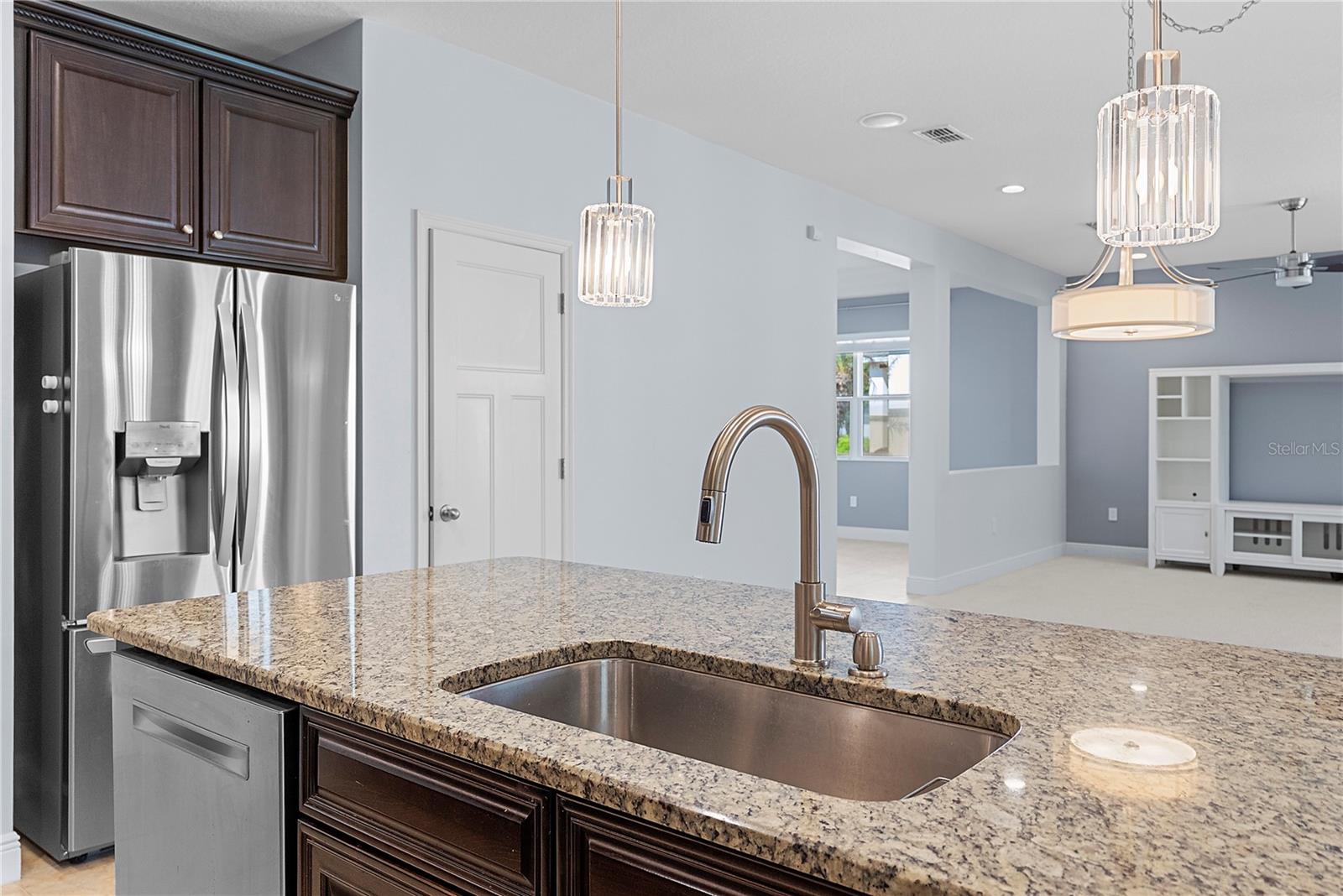 VINEYARDS/HORIZONS WEST PH 1B - Residential