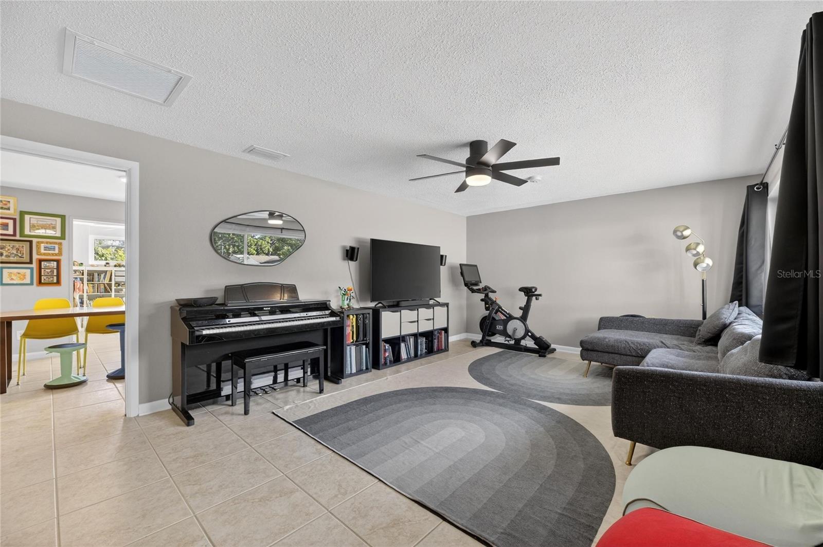 MARSHALL MANOR 1ST ADD - Residential