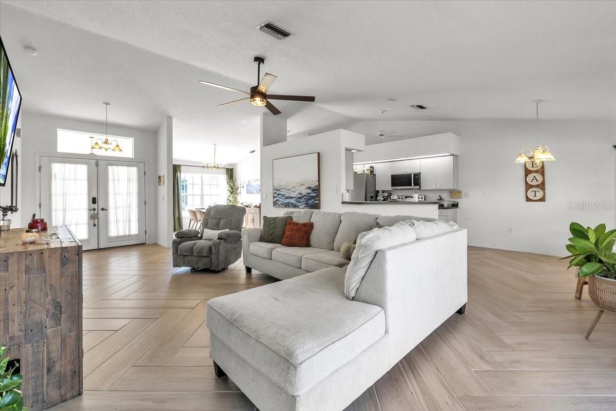 PUNTA GORDA ISLES SEC 20 - Residential