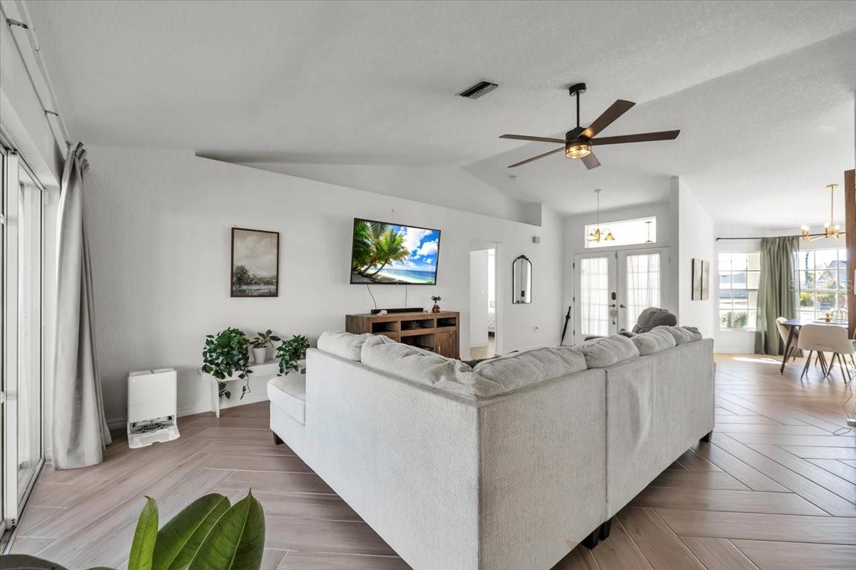 PUNTA GORDA ISLES SEC 20 - Residential