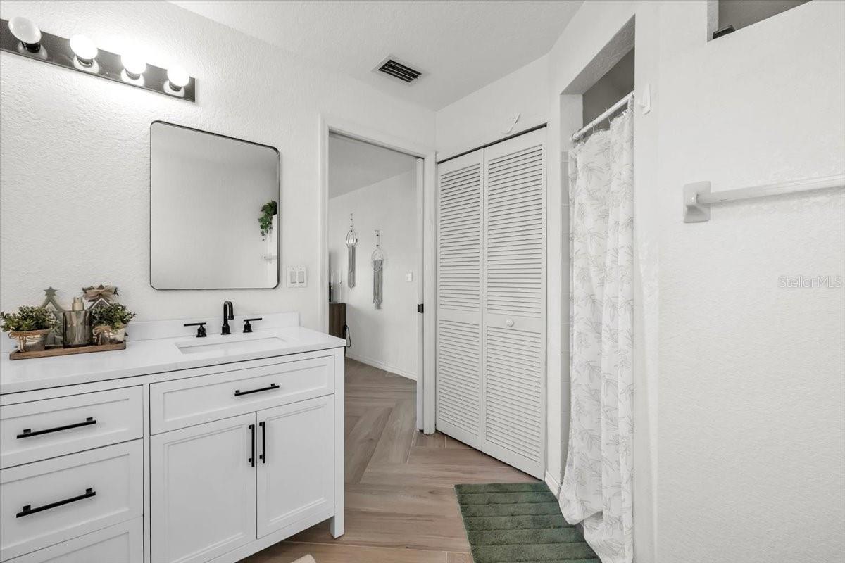 PUNTA GORDA ISLES SEC 20 - Residential