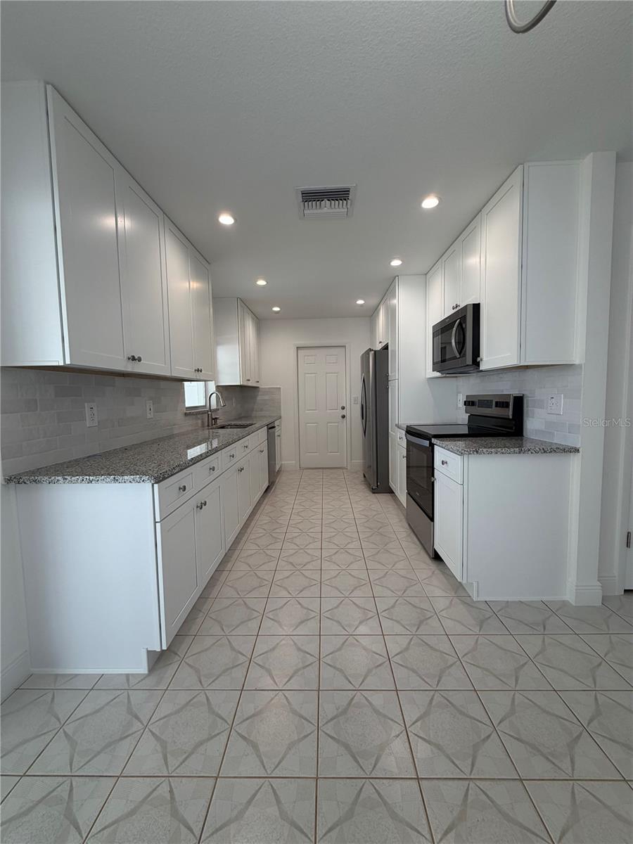 BVL UNIT 8 - Residential