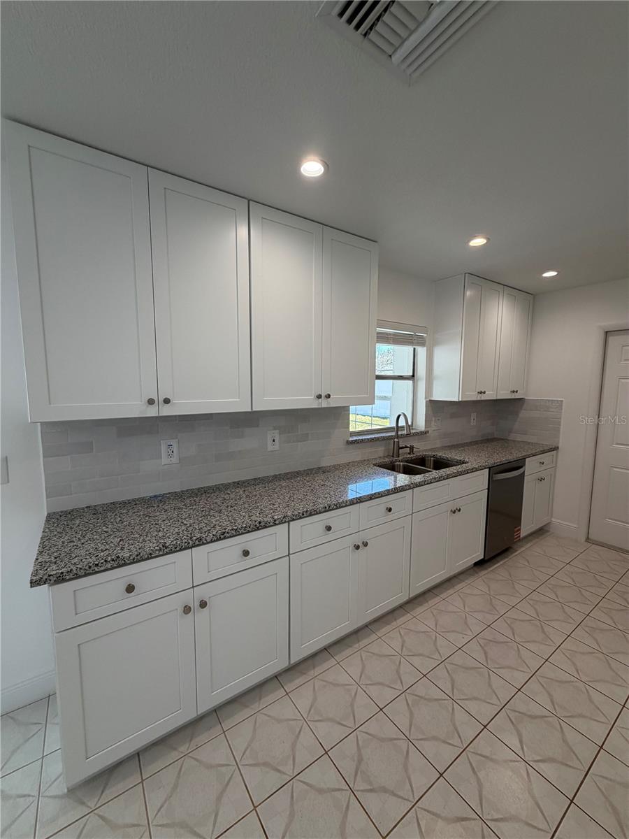 BVL UNIT 8 - Residential