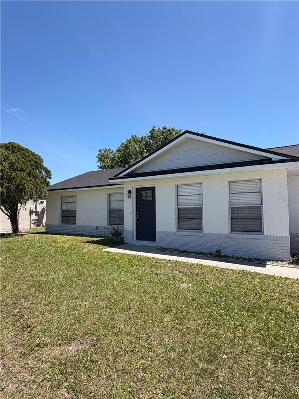 Photo of 808 Balsamwood Lane, Kissimmee, FL 34743 (MLS # S5150371)