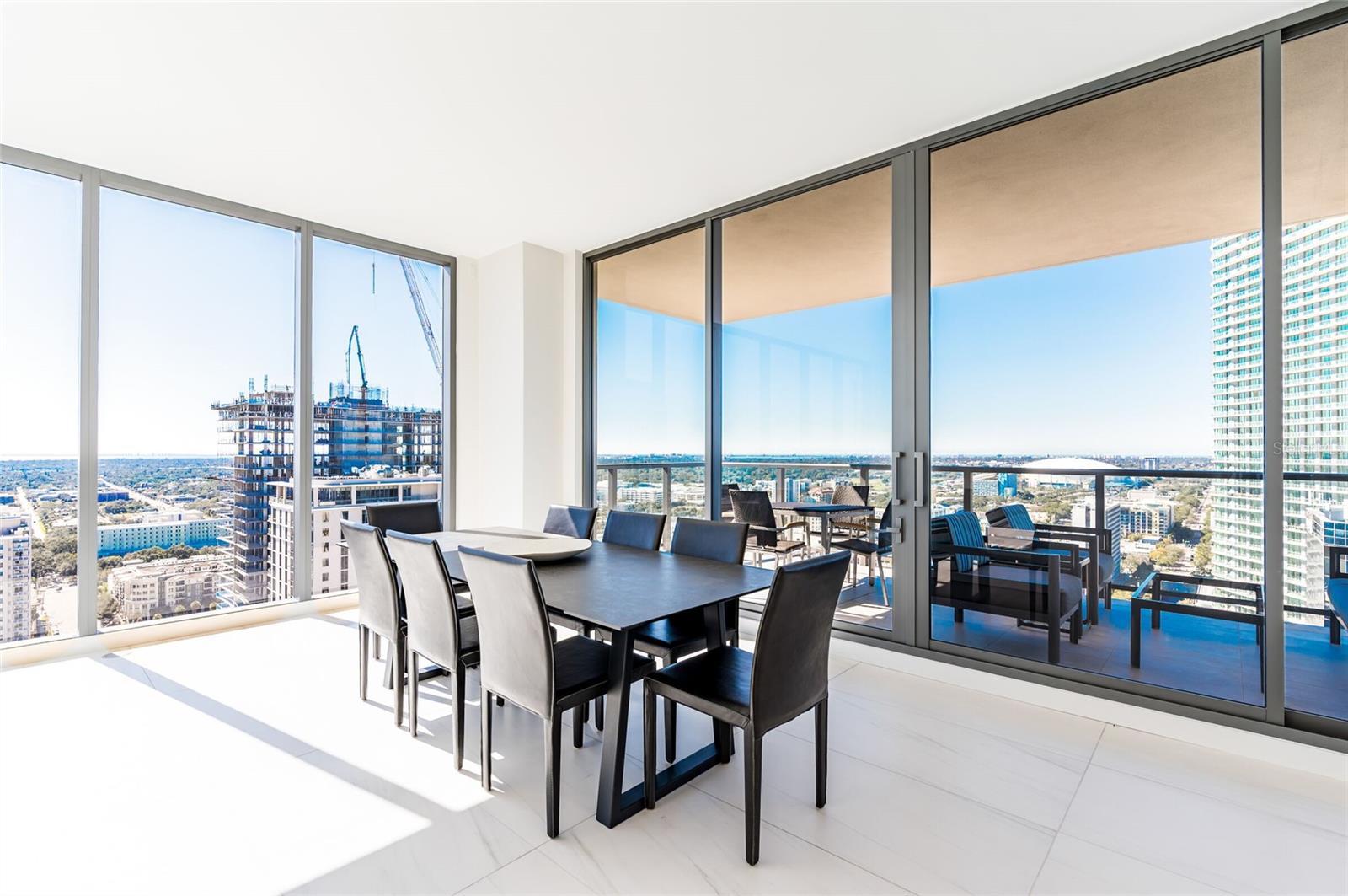 ART HOUSE - Residential