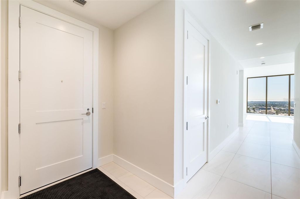 Photo of 275 1st Ave South #2606, St Petersburg, FL 33701 (MLS # TB8464143)