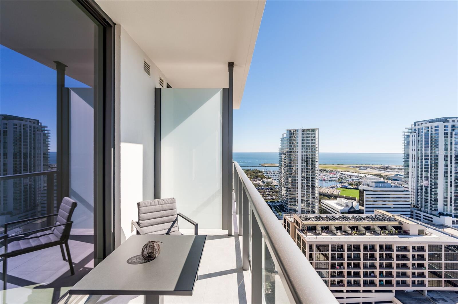 ART HOUSE - Residential