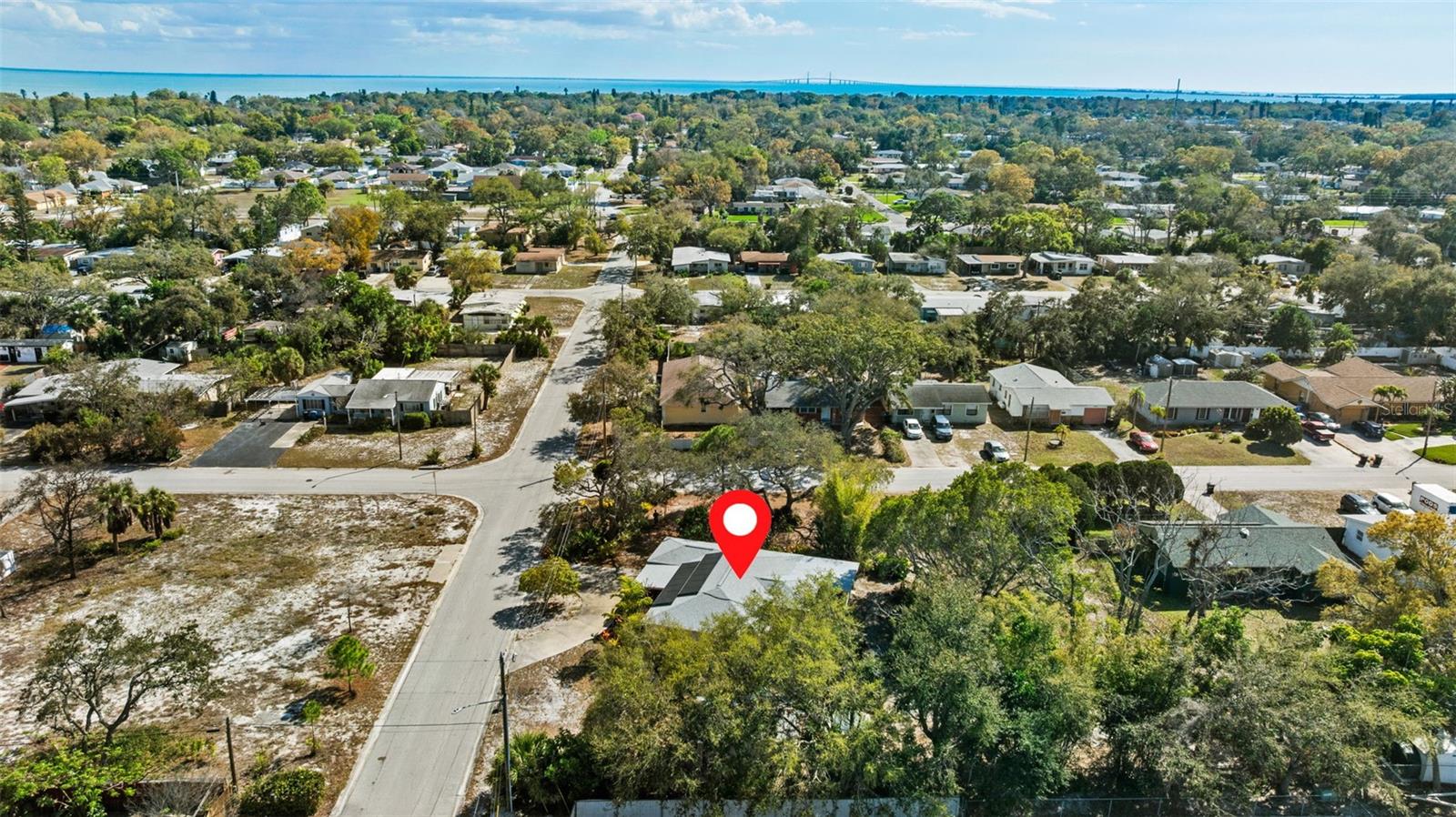 BAYOU HEIGHTS HANLONS - Residential