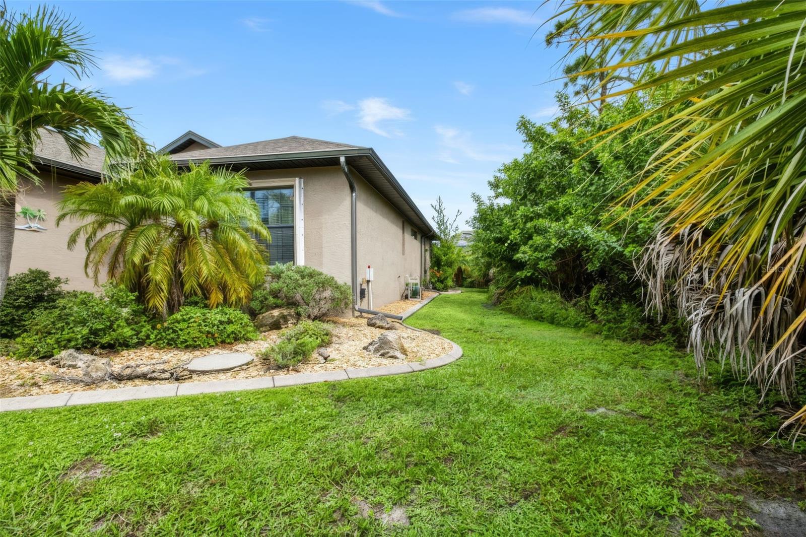 142 YELLOW PINE DRIVE, ROTONDA WEST, FL, 33947 3 142 YELLOW PINE DRIVE
