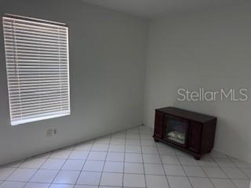 Photo of 1256 Pin Oak Drive, Apopka, FL 32703 (MLS # S5143315)