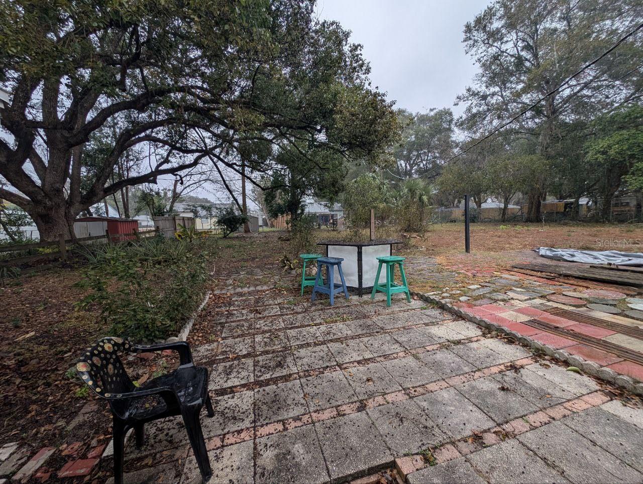 LEESBURG HILLSIDE MANOR - Residential