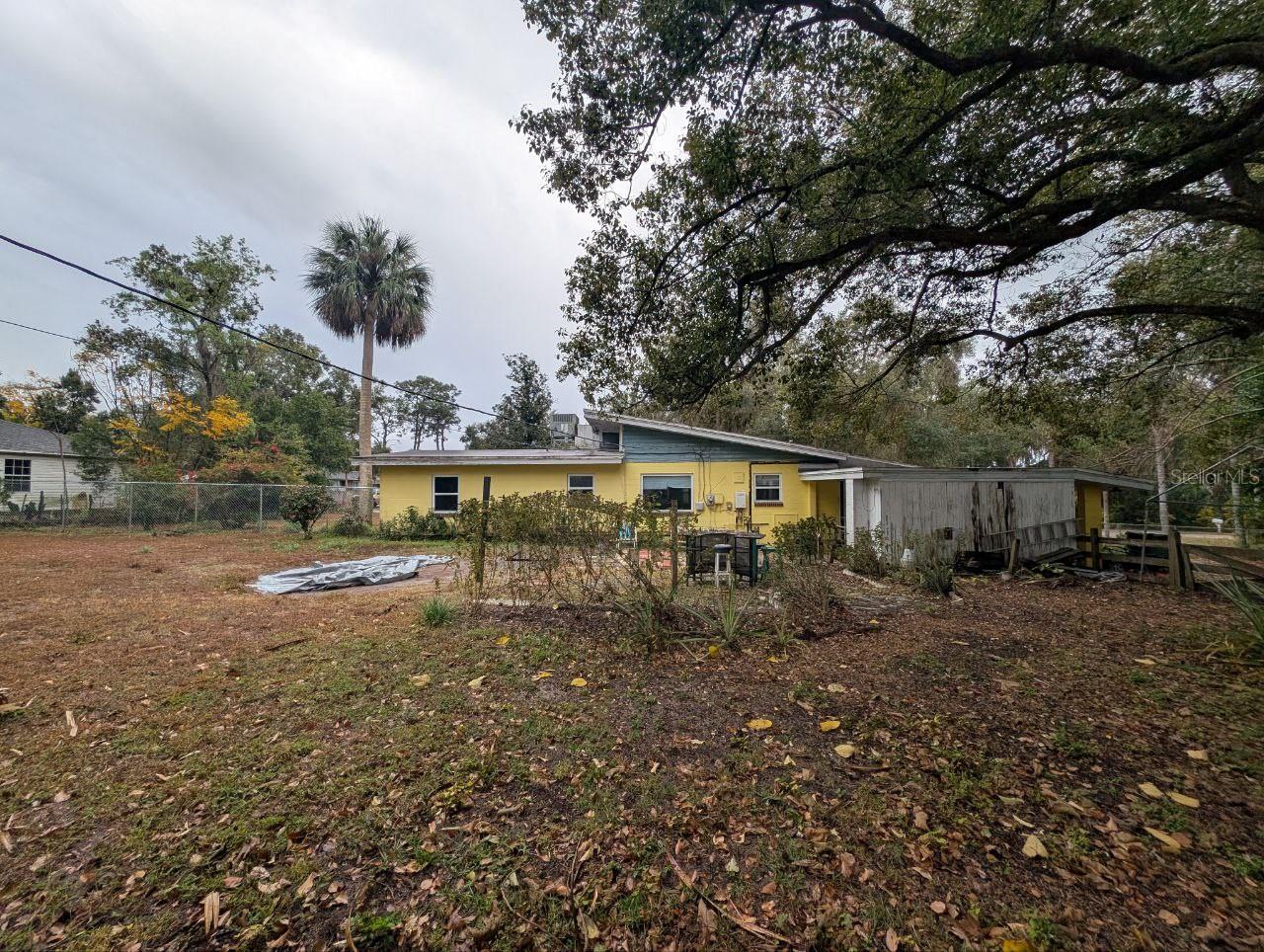 LEESBURG HILLSIDE MANOR - Residential