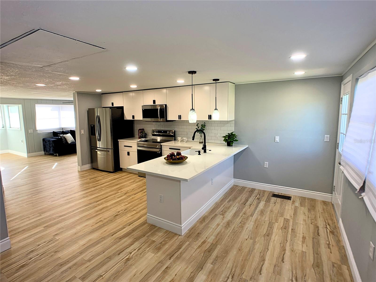 PINE GROVE PARK - Residential