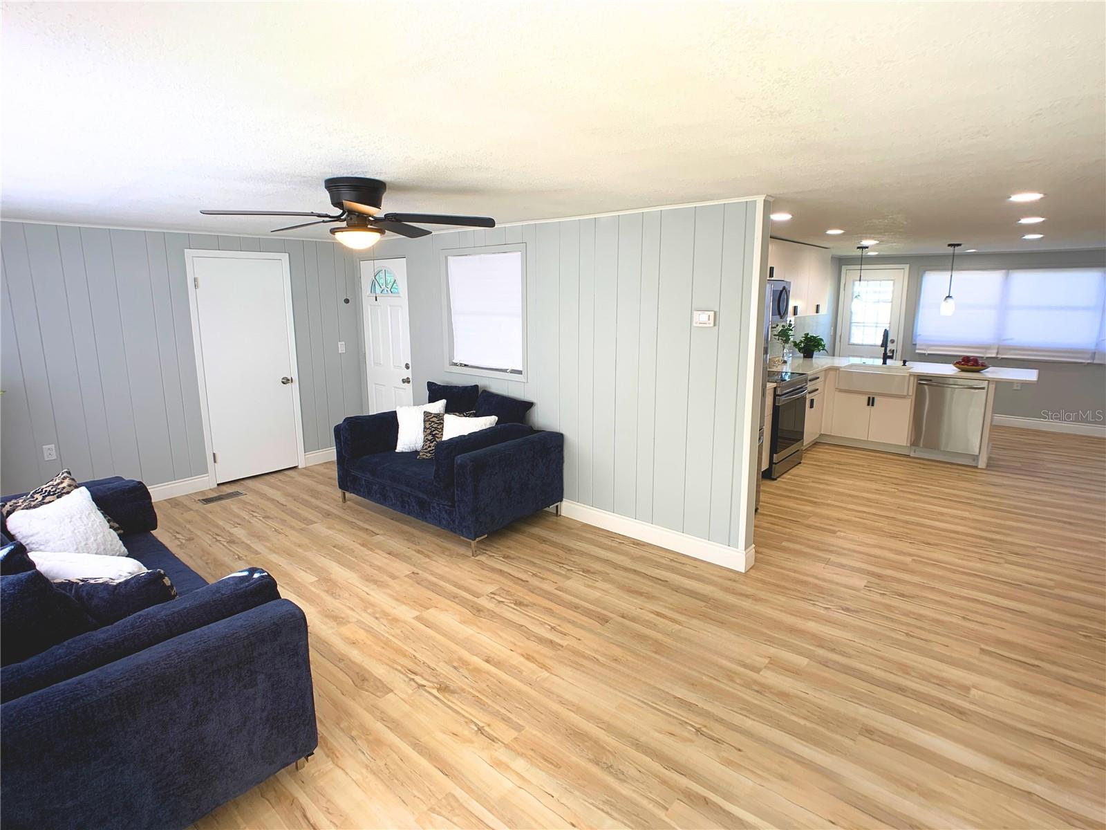PINE GROVE PARK - Residential