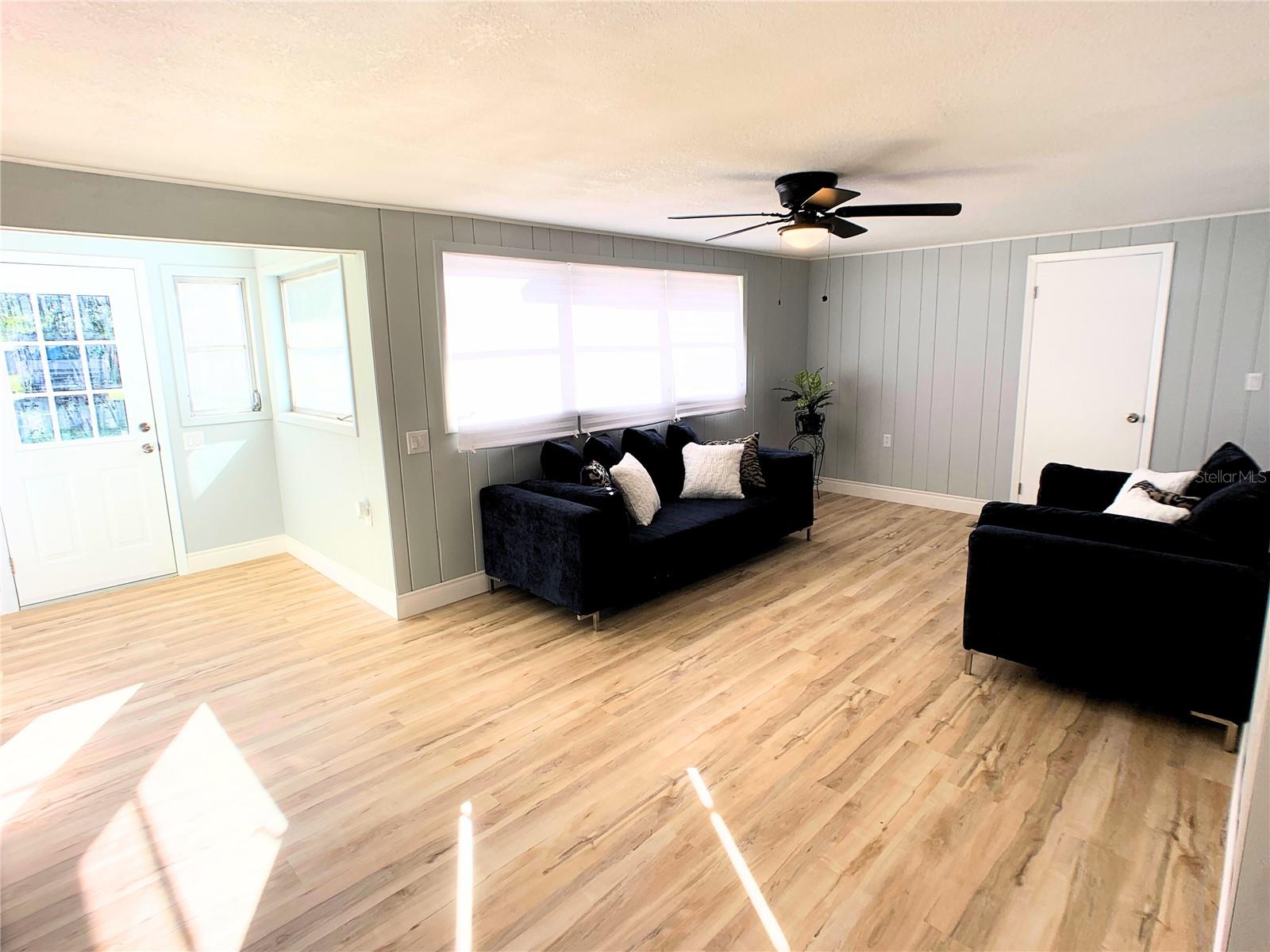 PINE GROVE PARK - Residential