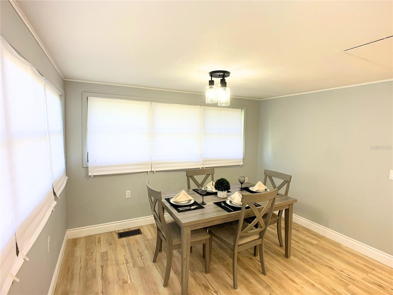 PINE GROVE PARK - Residential