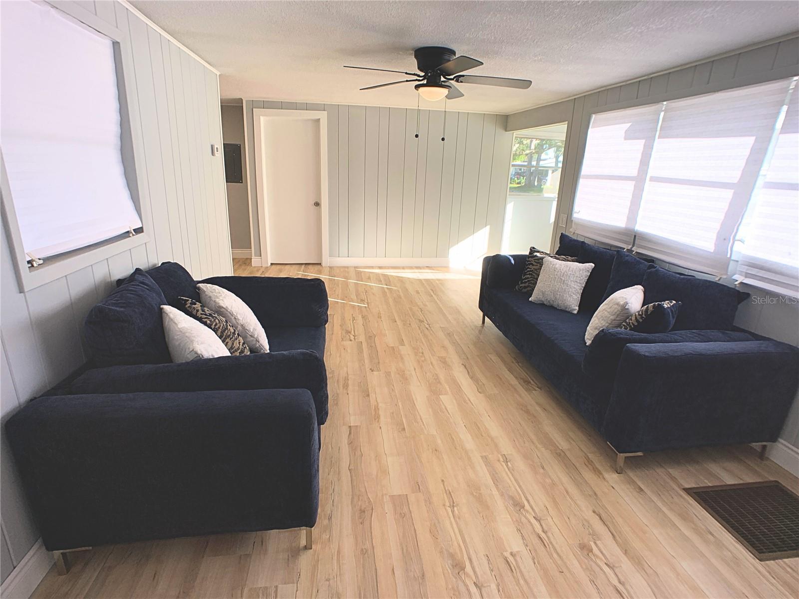 PINE GROVE PARK - Residential