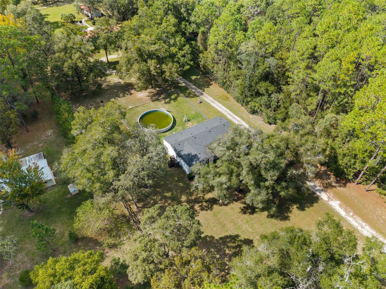 LAKE TROPICANA RANCHETTES - Residential