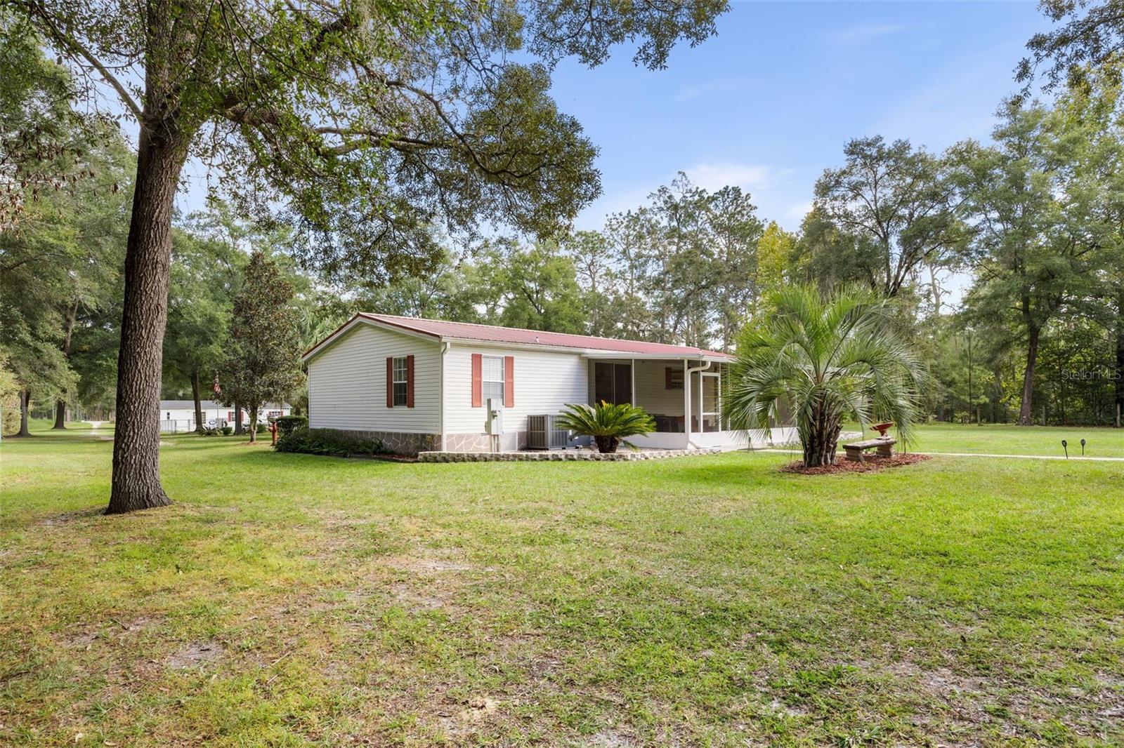 LAKE TROPICANA RANCHETTES - Residential