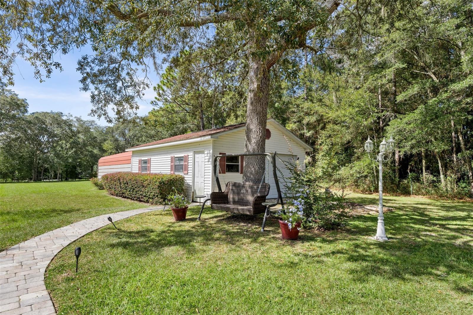 LAKE TROPICANA RANCHETTES - Residential