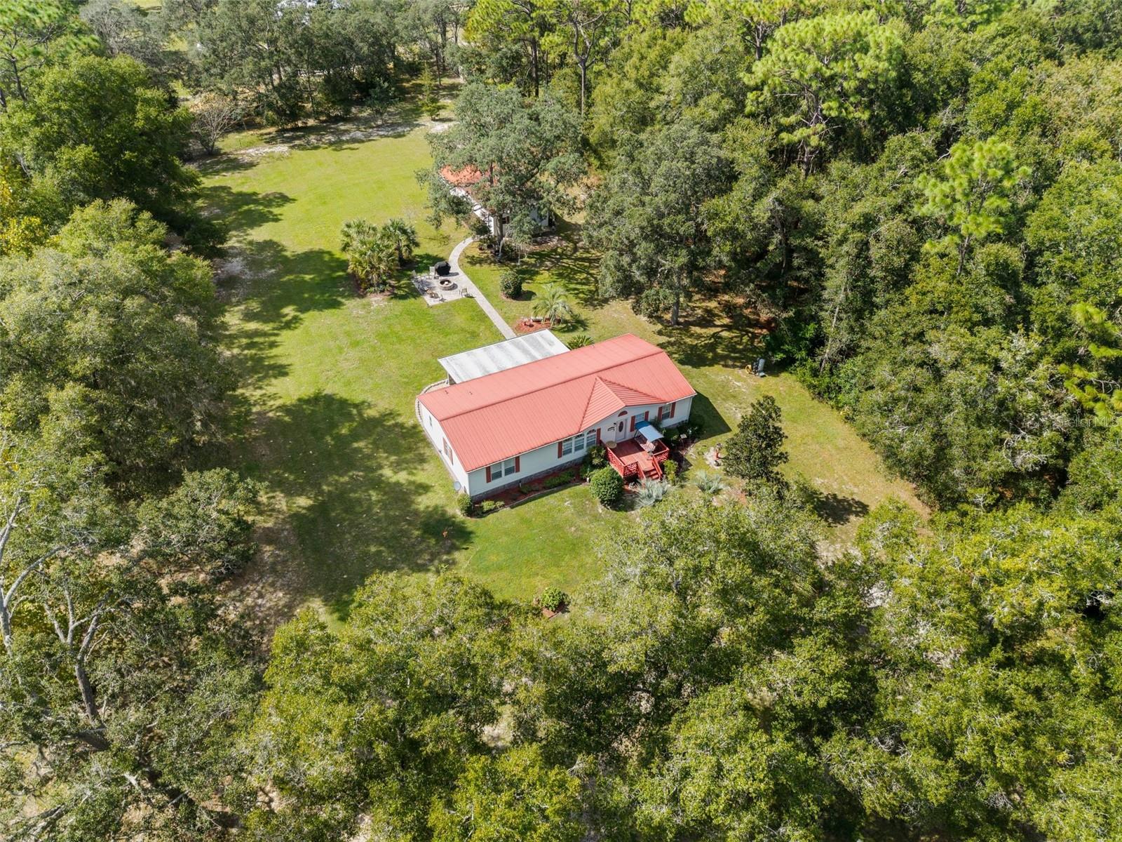 LAKE TROPICANA RANCHETTES - Residential