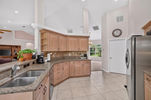 Tiny photo for 19040 NW 88th Avenue Road, Reddick, FL 32686 (MLS # G5115590)