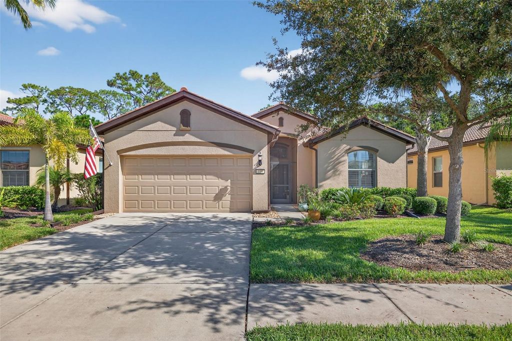 Photo of 359 Laurel Falls Drive, Apollo Beach, FL 33572 (MLS # TB8430280)