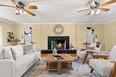 Tiny photo for 3001 Lakeshore Drive, Mount Dora, FL 32757 (MLS # G5106972)