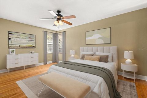 Tiny photo for 3001 Lakeshore Drive, Mount Dora, FL 32757 (MLS # G5106972)