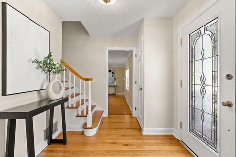 Tiny photo for 3001 Lakeshore Drive, Mount Dora, FL 32757 (MLS # G5106972)