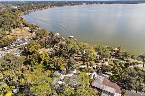 Tiny photo for 3001 Lakeshore Drive, Mount Dora, FL 32757 (MLS # G5106972)