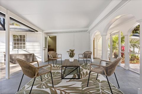 Tiny photo for 3001 Lakeshore Drive, Mount Dora, FL 32757 (MLS # G5106972)