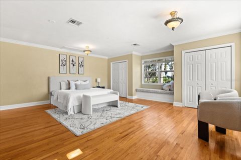 Tiny photo for 3001 Lakeshore Drive, Mount Dora, FL 32757 (MLS # G5106972)