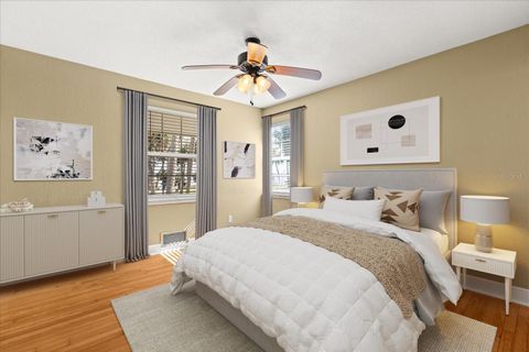 Tiny photo for 3001 Lakeshore Drive, Mount Dora, FL 32757 (MLS # G5106972)