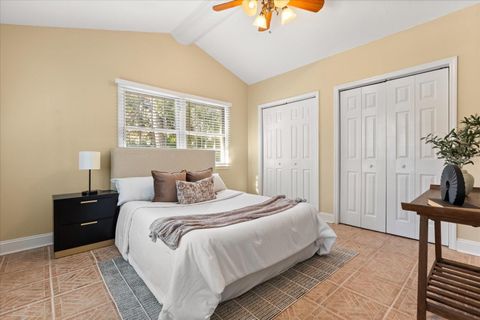 Tiny photo for 3001 Lakeshore Drive, Mount Dora, FL 32757 (MLS # G5106972)