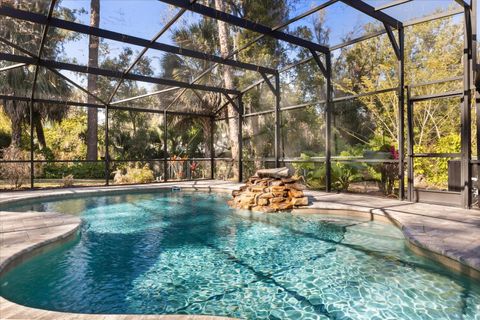 Tiny photo for 3001 Lakeshore Drive, Mount Dora, FL 32757 (MLS # G5106972)