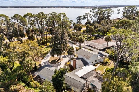 Tiny photo for 3001 Lakeshore Drive, Mount Dora, FL 32757 (MLS # G5106972)