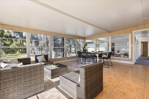 Tiny photo for 3001 Lakeshore Drive, Mount Dora, FL 32757 (MLS # G5106972)