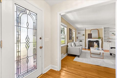 Tiny photo for 3001 Lakeshore Drive, Mount Dora, FL 32757 (MLS # G5106972)