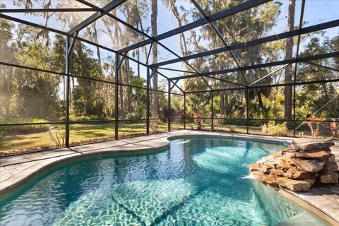 Tiny photo for 3001 Lakeshore Drive, Mount Dora, FL 32757 (MLS # G5106972)