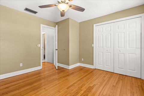 Tiny photo for 3001 Lakeshore Drive, Mount Dora, FL 32757 (MLS # G5106972)